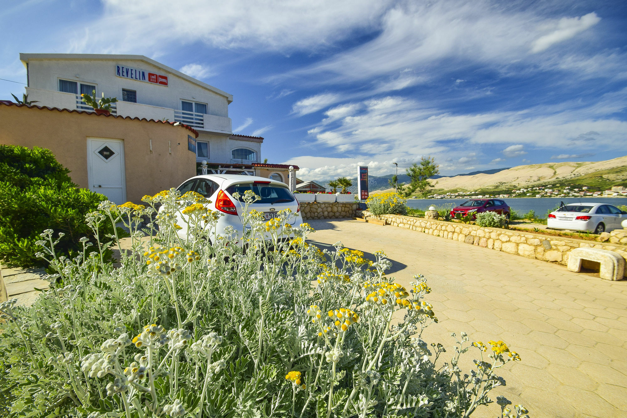 Boutique Villa Revelin Pag Town Exterior foto